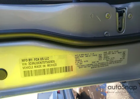 2025 Jeep Compass Limited 4X4 z USA, uszkodzony, nr VIN 3C4NJDCN7ST502835